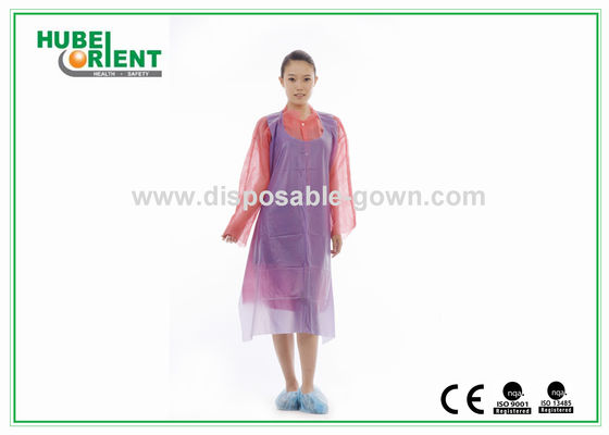 Purple / Blue Lightweight Disposable Poly Aprons for Beauty Salon 70cm x 135cm